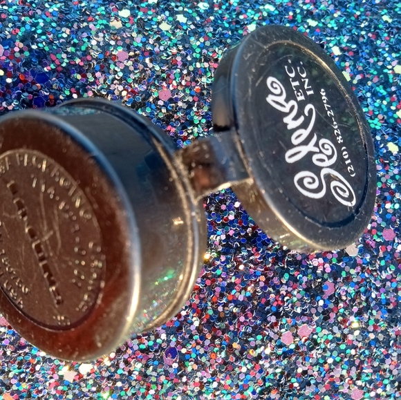 Selena Quintanilla Memorabilia Small Trinket from San Antonio Boutique - Picture 5 of 10